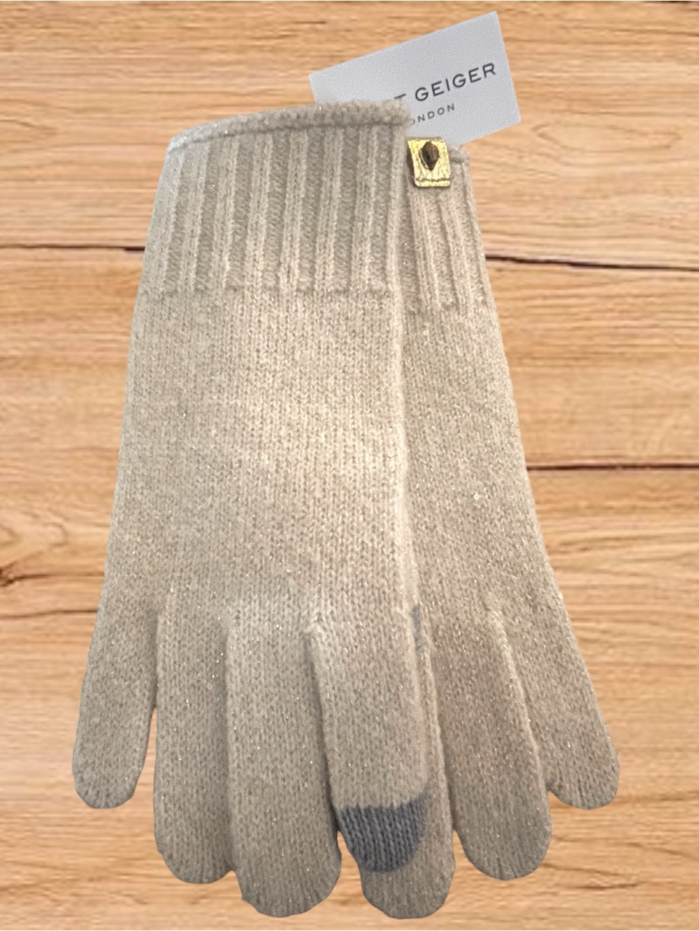 KURT GEIGER RARE Sequin Showroom Prototype Eagle Knit Touchscreen Gloves NWT - Picture 5 of 13